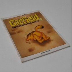 Garfield 15 - Garfield løber panden mod muren